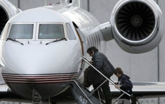 Director Peter Jackson's private jet participated in the Malaysian Airlines search .jpg