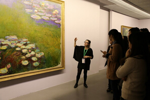 在中国 商场艺术展览正在成为潮流.jpg