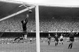 错过1950年世界杯决赛 原版球票换巴西决赛入场.jpg