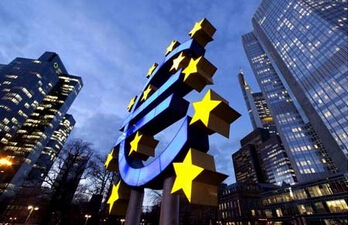 The European Central Bank is under pressure to push the euro down.jpg