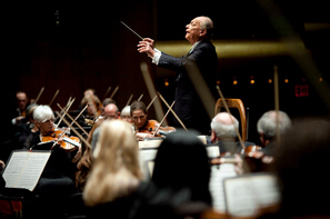 The death of the art world: the genius conductor Maazel passed away.jpg
