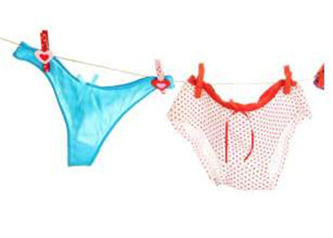 200 pairs of women’s underwear were stolen in a shopping mall in East Georgia .jpg