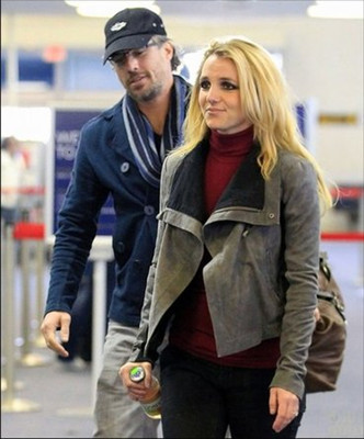 Entertainment Information: Britney Spears is scheduled to marry her agent on Valentine's Day.jpg
