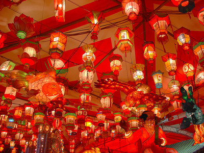 Chinese Culture Expo: The origin of the Chinese folklore Lantern Festival is related to Buddhism?.jpg