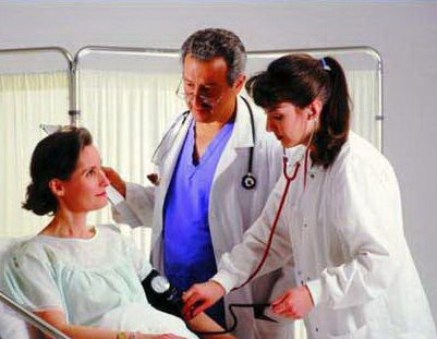 Obamacare reform causes doctors to cut income by 83% and want to give up taking care of doctors.jpg