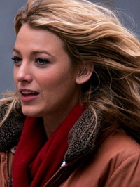 在《绯闻女孩》中布莱克·莱弗利(blake lively)饰serena van der