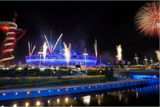 The opening ceremony of the London Olympics: a grand performance under a limited budget.jpg