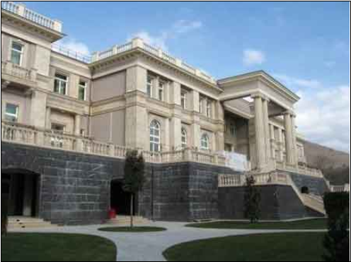Putin’s luxury villas on the Black Sea are exposed to cost 1 billion U.S. dollars.jpg