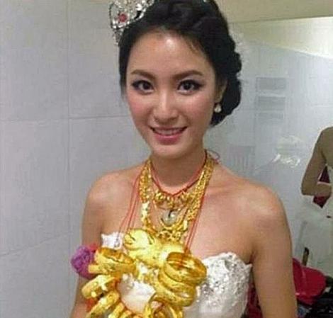 中国"黄金新娘" Chinese "Golden Bride"--中国|黄金|新娘_可可英语