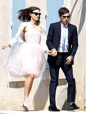 Keira Knightley and her boyfriend married in a low-key manner.jpg