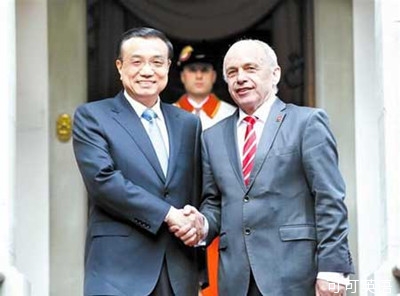 Li Keqiang Rui Media published a signed article: Why choose Switzerland.jpg