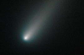 The comet Ison, who rode the sun alone for thousands of miles, may have disintegrated.jpg