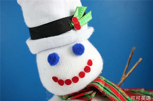 今年用袜子DIY雪人 圣诞节便宜又可爱--双语|袜