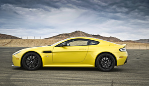 The big killer V12 Vantage may become the classic image of Aston Martin..jpg