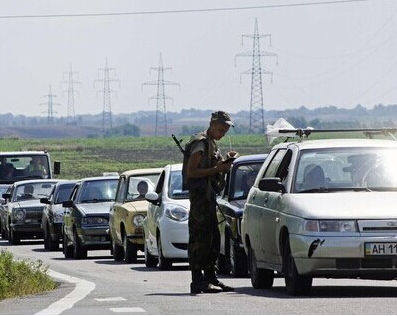 Russia increases troops on the Russian-Ukrainian border and the atmosphere is tense.jpg