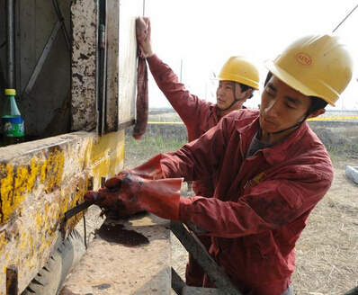 PetroChina vows to catch up with Sinopec in shale gas production.jpg