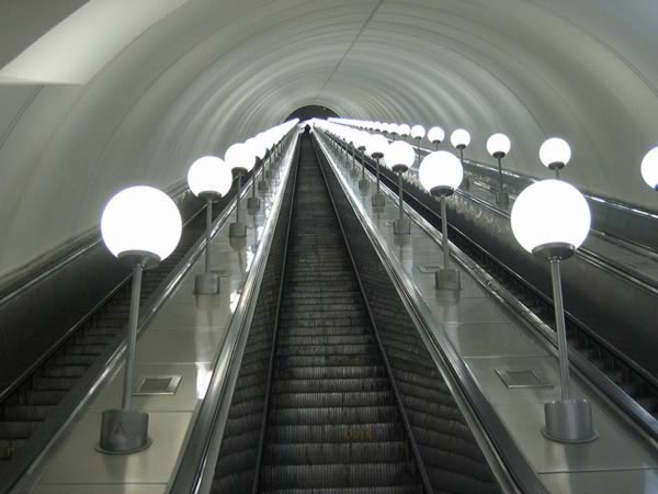 escalator9.jpg