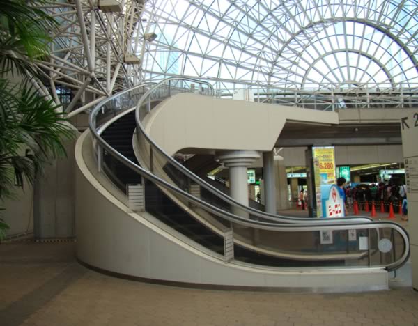 escalator8.jpg