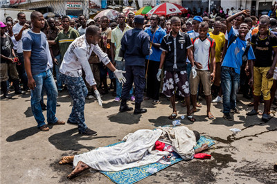 Obama urges world powers to speed up their response to Ebola.jpg