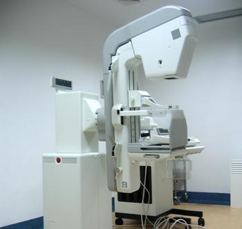 The new study raises further questions about breast cancer X-ray screening.jpg