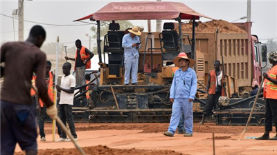 It is difficult for China to surpass its influence in Africa.jpg