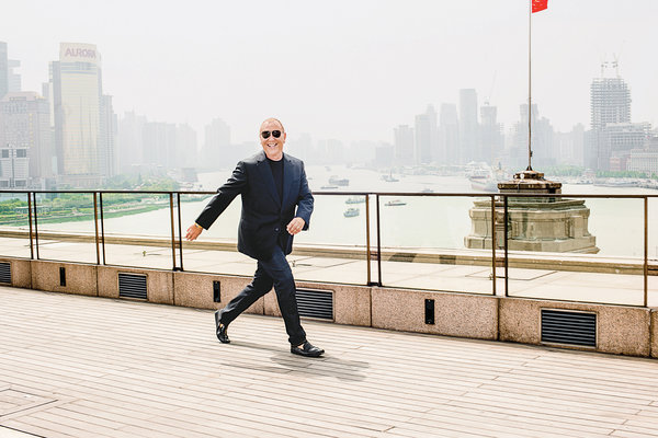 Mike Kors is also full of brilliance in Shanghai..jpg