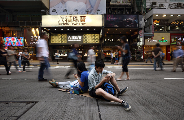 "Occupy Central" not only blocked traffic but also dragged down Hong Kong's economy.jpg