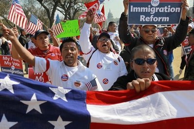 Obama announced a large-scale immigration reform plan.jpg