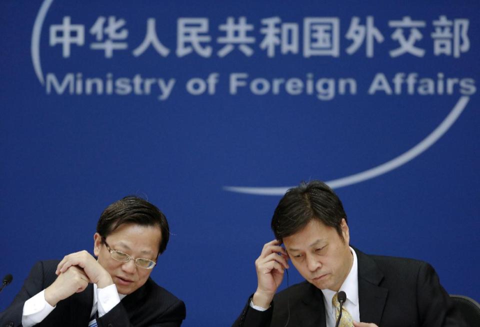 China seeks help from the United States in hunting down corrupt officials and fugitives.jpg