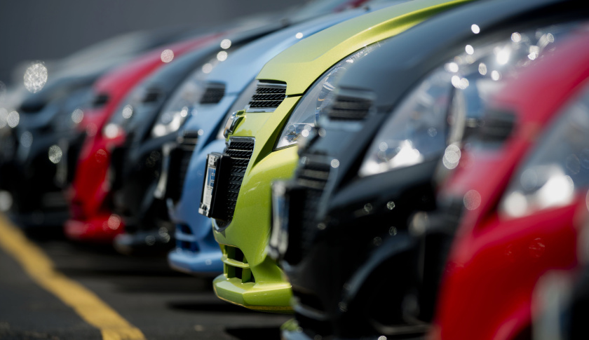 Black Friday online car buyers increase .jpg
