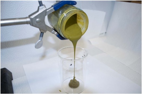 新技术可将藻类一小时内转化成原油.jpg