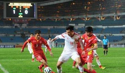 China and Uzbekistan compete for the quarter-finals of the Asian Cup.jpg
