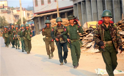 Myanmar is fighting cross-border, and China expresses "worry".jpg