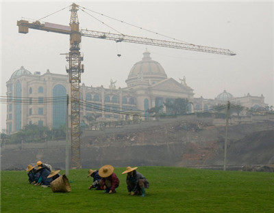 地产商恒大获得中国银行业巨额资金支持.jpg