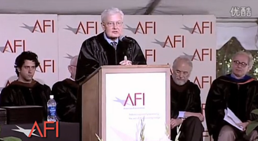 权威影评Roger Ebert获颁美国电影学院荣誉学位.png