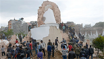 Rescue hindered after the Nepal earthquake.jpg