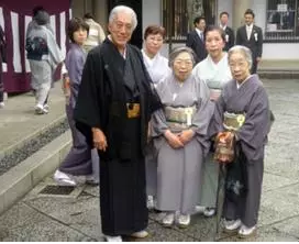 Japanese women have to give up employment in order to take care of the elderly.jpg