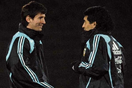Maradona: Messi is not as good as me, my goal is more beautiful! .jpg