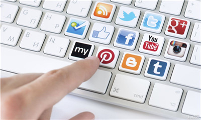 Social media helps monitor Russian military operations in Ukraine.jpg