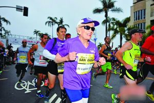 The ninety-year-old woman broke the marathon age record .jpg