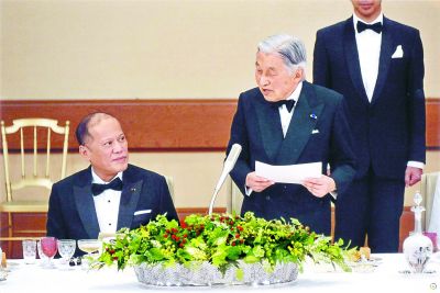 The Japanese emperor’s “remorseful” World War II behavior secretly criticizes Shinzo Abe? .jpg