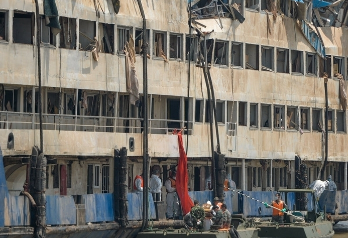官方统计"东方之星"船难死亡人数将近400.jpg