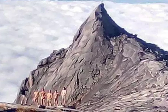 Anecdotes! Tourists' nude photos caused an earthquake in Malaysia?.jpg