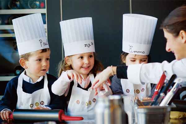 烹饪课可培养孩子健康的饮食习惯