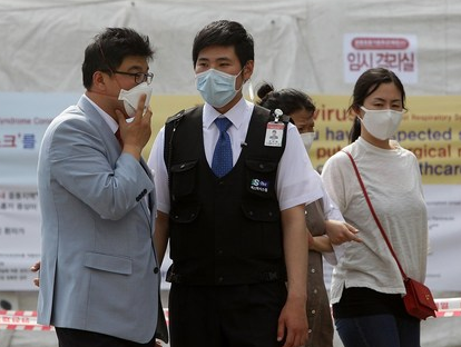 South Korea adds seven more MERS cases and the number of confirmed patients has increased to 145.jpg