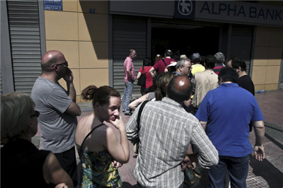 The loan has not been extended. Greece will close its banks to avoid financial collapse.jpg