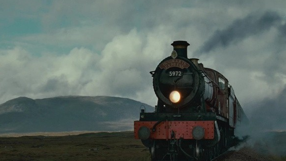 J.K.罗琳在火车上创造了“哈利·波特”