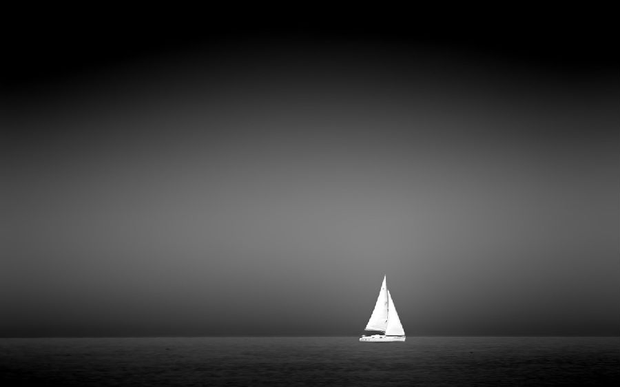 white boat.jpg