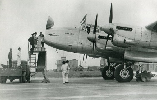 与星虎号客机一样，阿里尔星号（Star Ariel）也是一驾图多尔四引擎客机，原定于1949年1月17日由百慕大（Bermuda）飞往牙买加（Jamaica），机上共有7名机组人员和13名乘客。