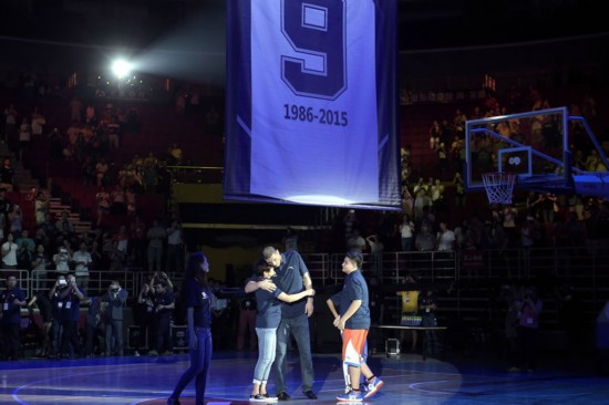 中国篮球一代传奇巴特尔正式宣布退役